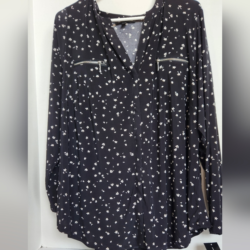 SOLD! INC Women's 3X Riley Ditsy Floral Pullover Long Sleeve - Picture 2 of 14